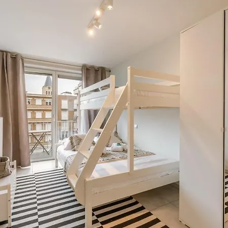 Huswell - On Prime Location In