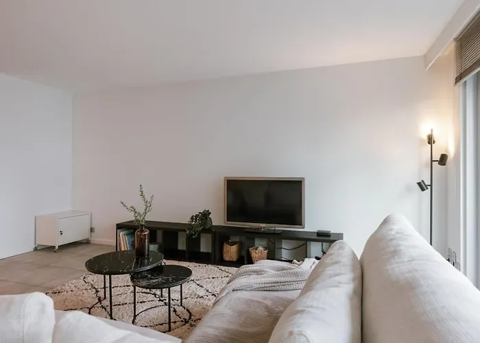 Appartement Huswell - On Prime Location In *