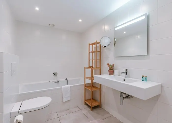 Huswell - On Prime Location In