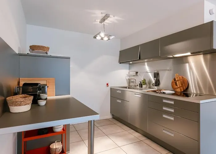 Appartement Huswell - On Prime Location In *