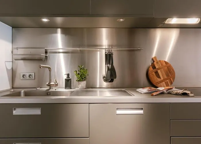 Huswell - On Prime Location In